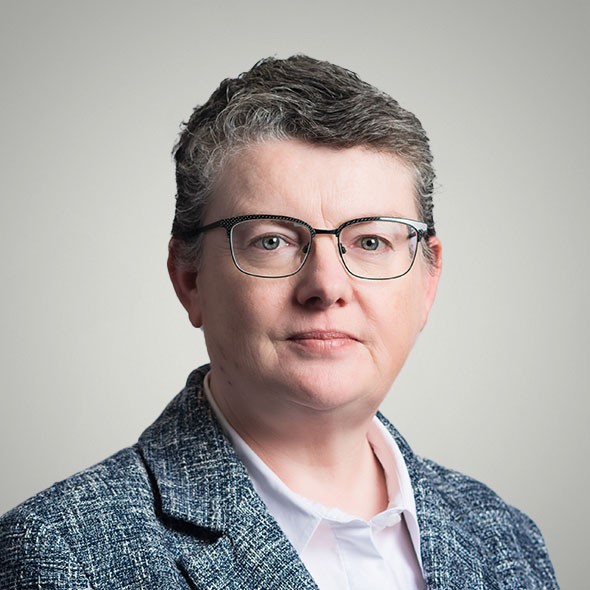 Louise Petschler Louise Petschler