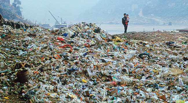 rubbish waste in china