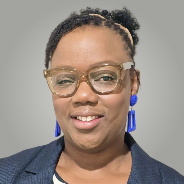 Taona Afful MAICD headshot