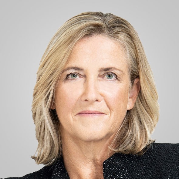 Penny Bingham-Hall BA (Ind.Des) FAICD, SF(Fin)