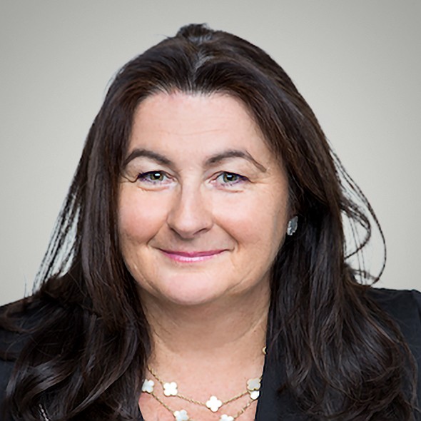 Portrait of Dr Amanda Rischbieth