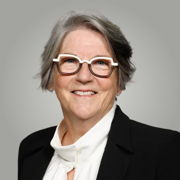 Kate Palmer biography headshot