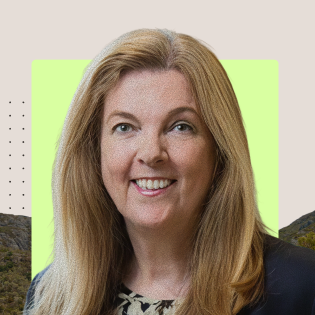 Headshot of Eileen Doyle