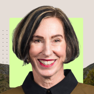 Headshot of Naomi Edwards
