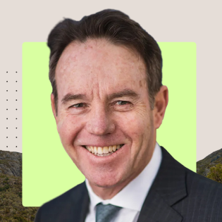 Headshot of Geoff Summerhayes