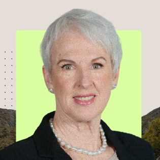 Headshot of Diane Smith Gander