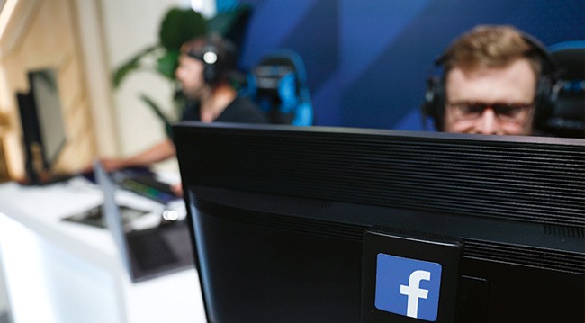 facebook computer facebook computer