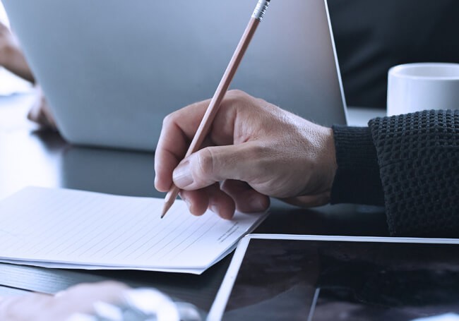deep-dive-into-board-minutes deep-dive-into-board-minutes